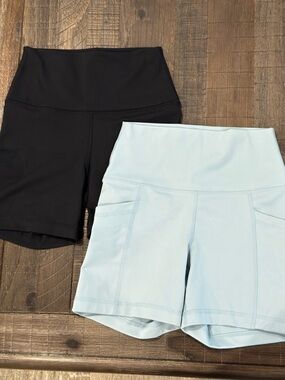 Yogalicious Lux Everyday 5” Shorts Athletic Set of 2 Black and Light Blue S
